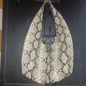 Elegant Snakeskin Hobo Bag